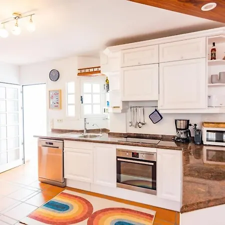 Chateau Morro 4 Apartment *