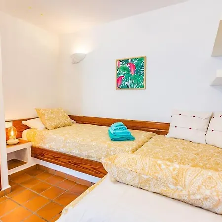 Chateau Morro 4 Apartment *