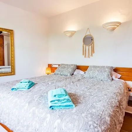 Chateau Morro 4 Apartment *