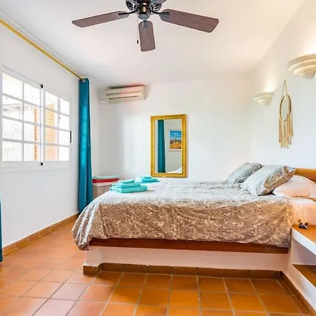 Chateau Morro 4 *